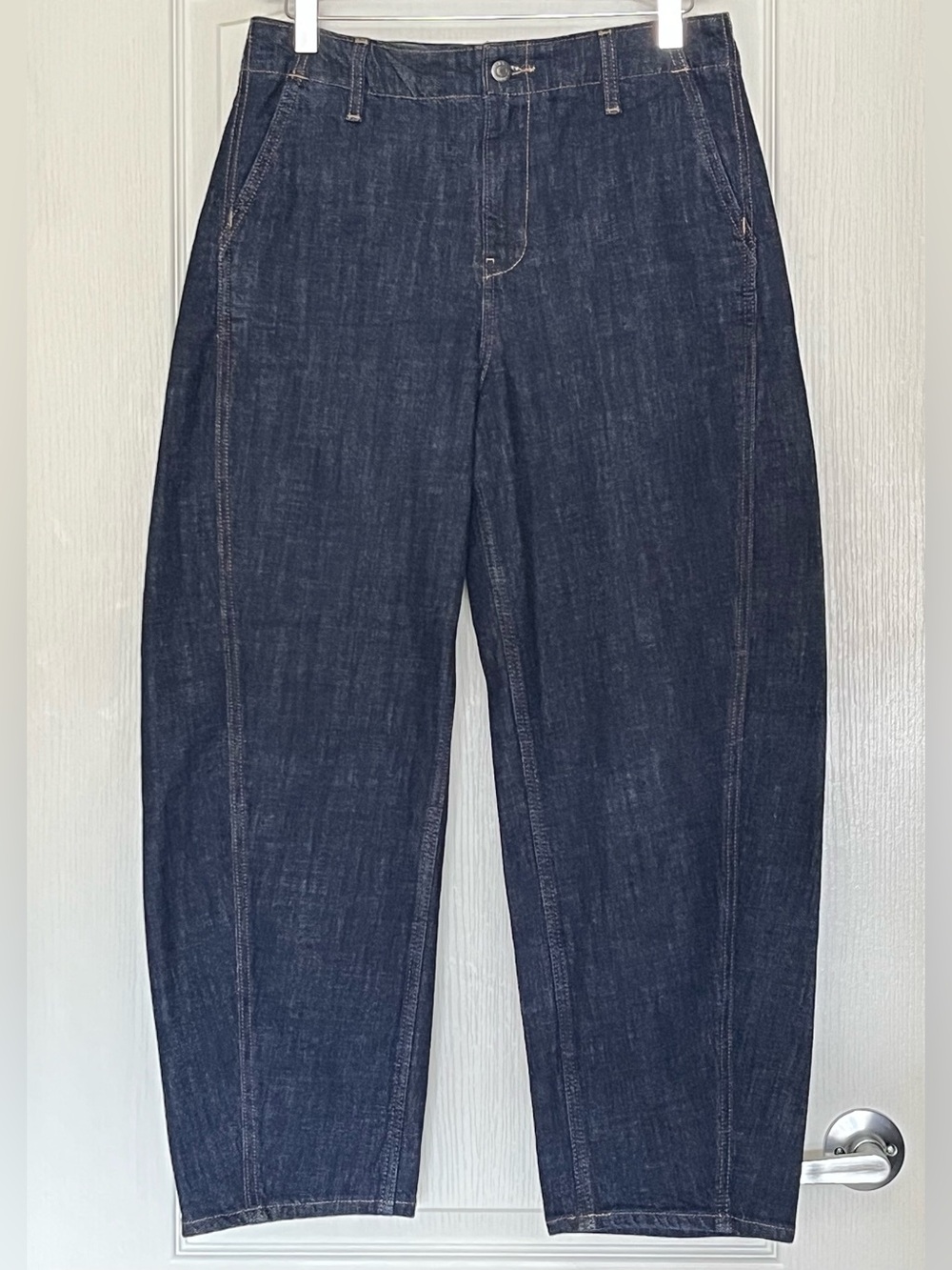 Old Navy High Rise Barrel Leg Denim Jeans Indigo Blue 4 Casual Chic Streetwear - Picture 14 of 14